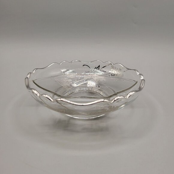 Silver City Forest Pattern Leaves Silver Overlay Divided Dish - Picture 4 of 7